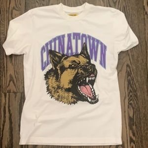 LIMITED EDITION Chinatown Market Beware Noir shirt